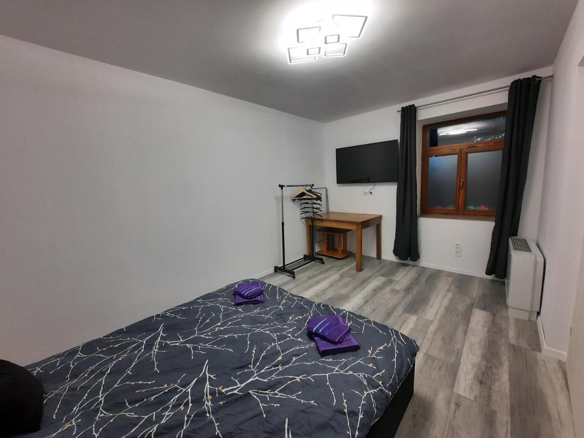 House Side By Side Apartment Brasov Exterior photo